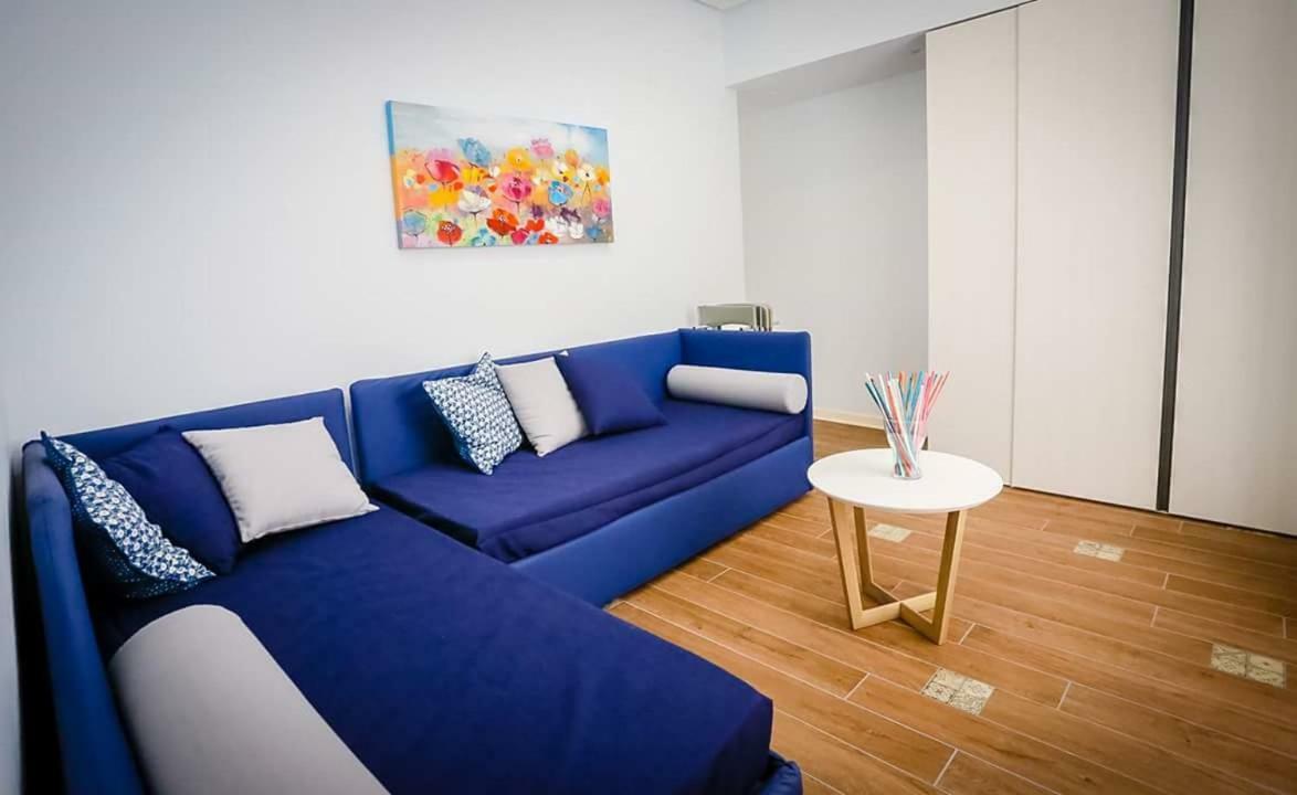 Le Suite Del Corso 切法卢 外观 照片